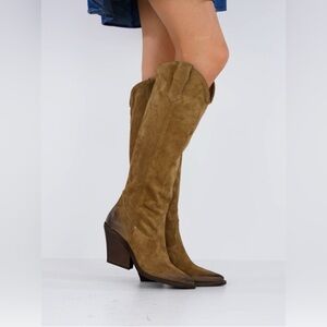 Vince Camuto Vero Cuoio Tan Western Cowgirl Boots Size 38/8